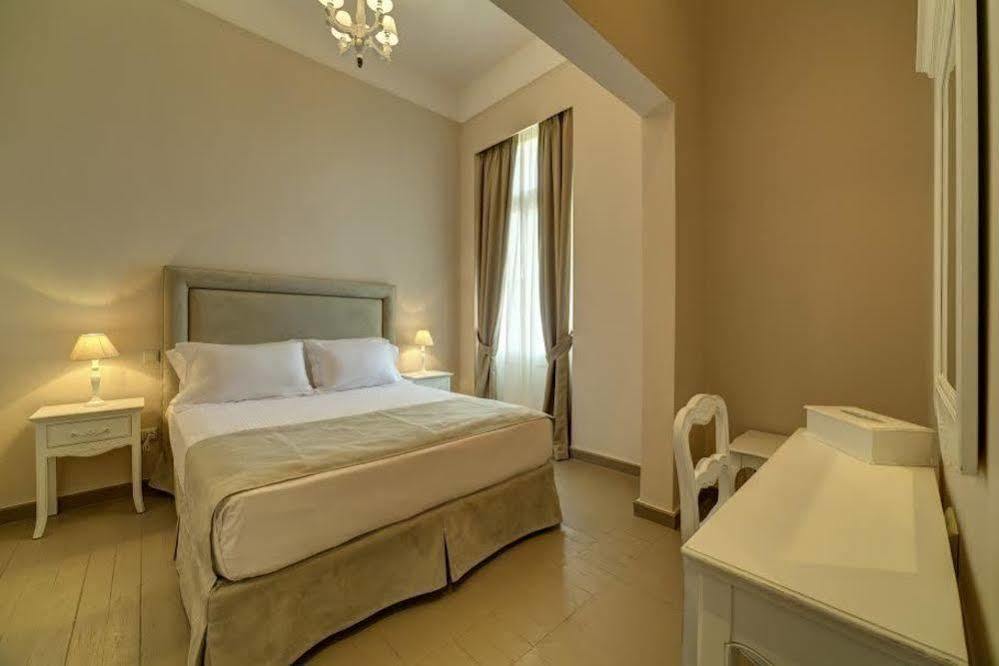 Home & Art Suites Athén Kültér fotó